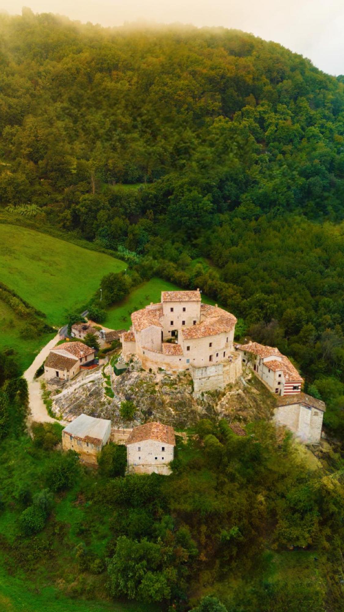 Castel Di Luco Hotel Acquasanta Terme Exterior foto